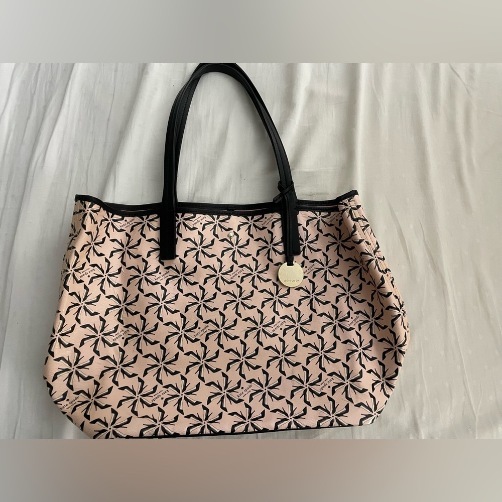 Kate Spade Broome Street Shoe Printed Tote Bag